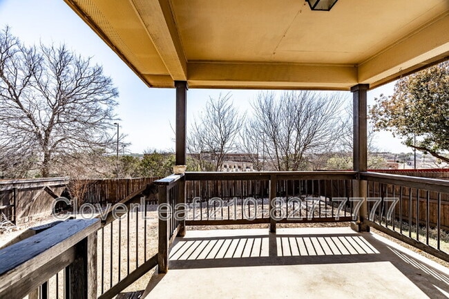 Building Photo - 9810 Magnolia Run