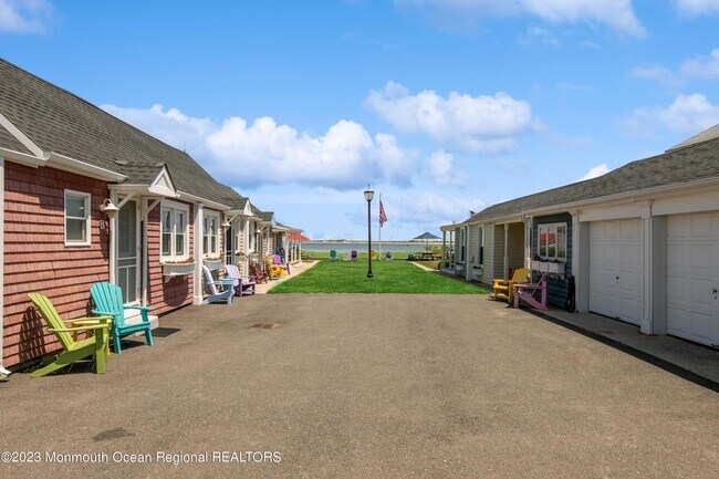 Building Photo - 58 5th St