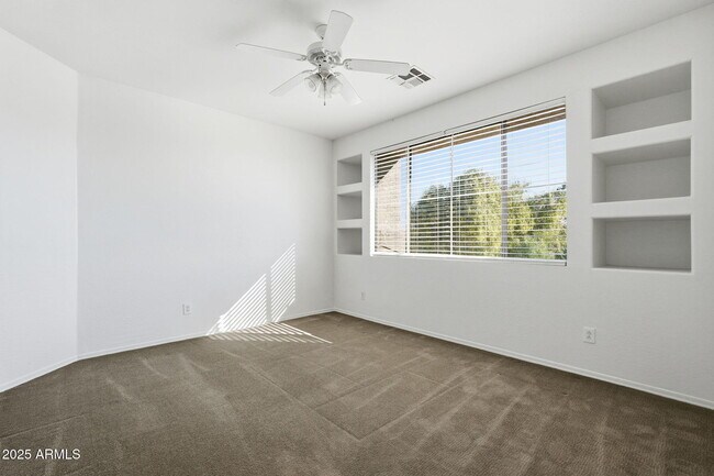 Building Photo - 7842 E Nestling Way