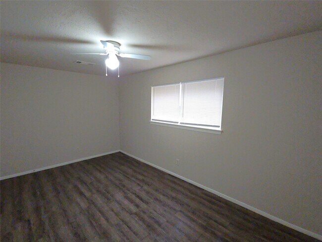 Building Photo - 5607 Grace Point Ln