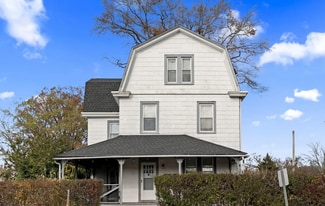 Building Photo - 114 Cadwalader Ave