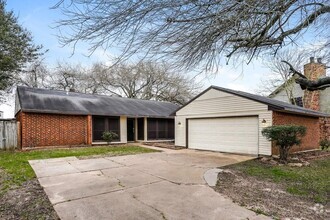 Building Photo - 5406 Rock Springs Dr