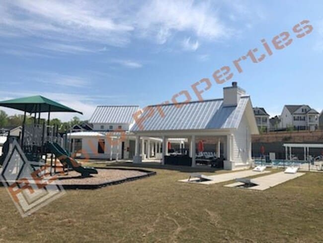 Building Photo - 9104 Kitchin Farms Wy