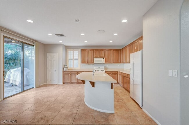 Building Photo - 4328 Desert Home Ave