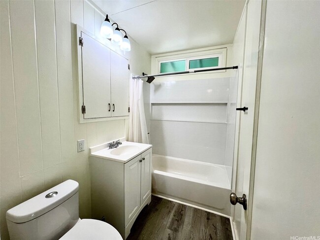 Building Photo - 67-207 Kukea Circle Unit