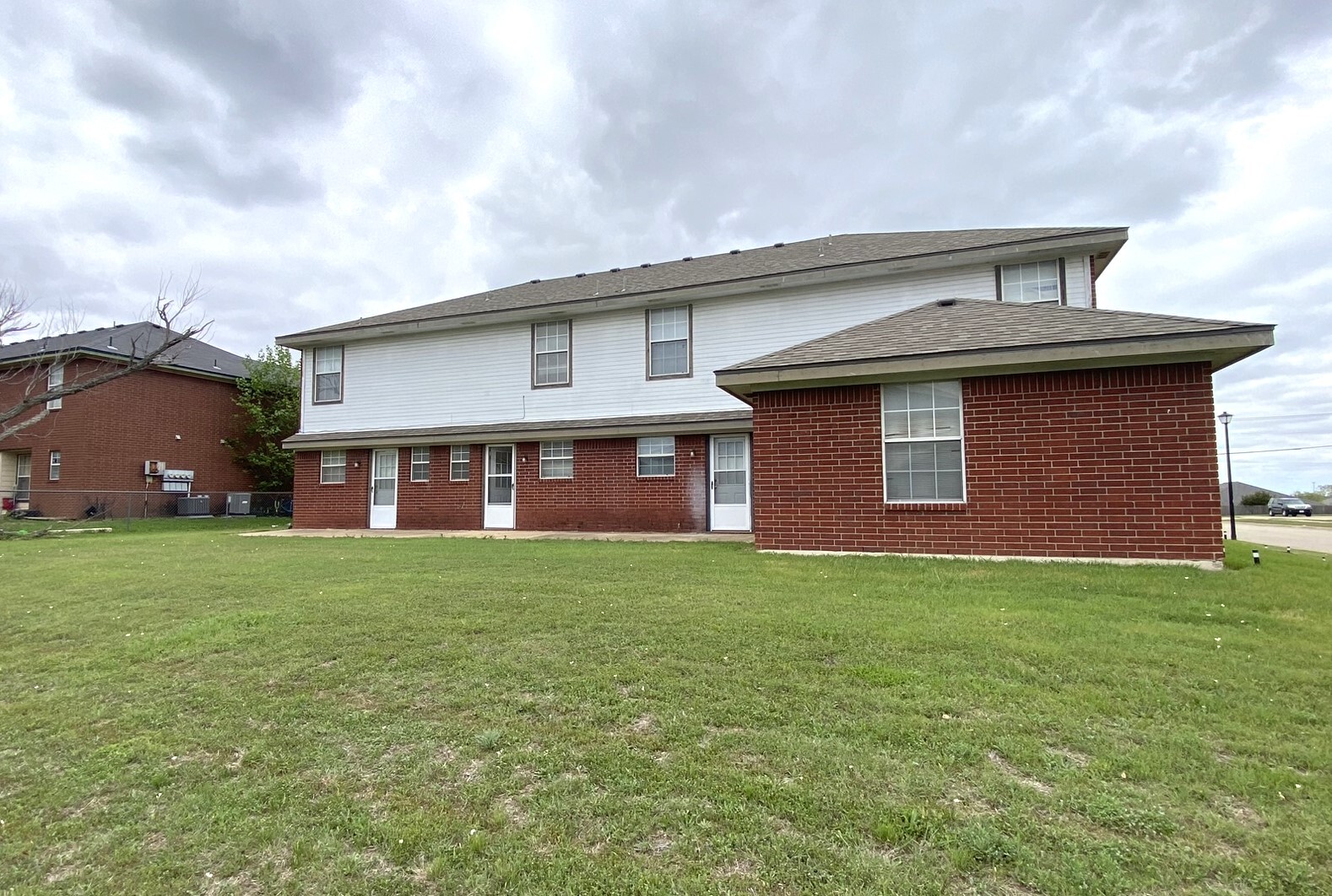 Building Photo - 4200 Deek Dr