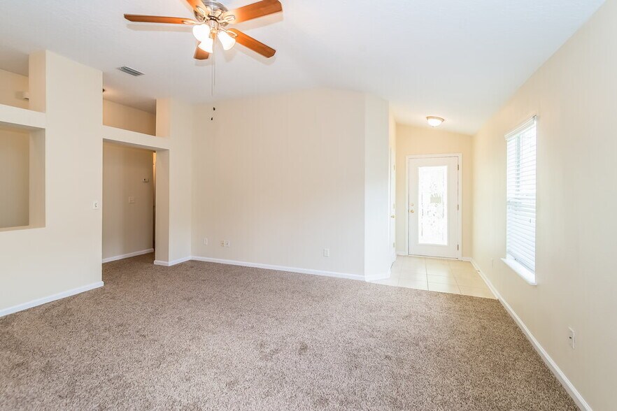 Building Photo - 12753 Daylight Trail