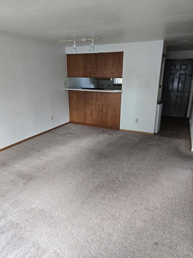 Primary Photo - 1610 Lincoln St