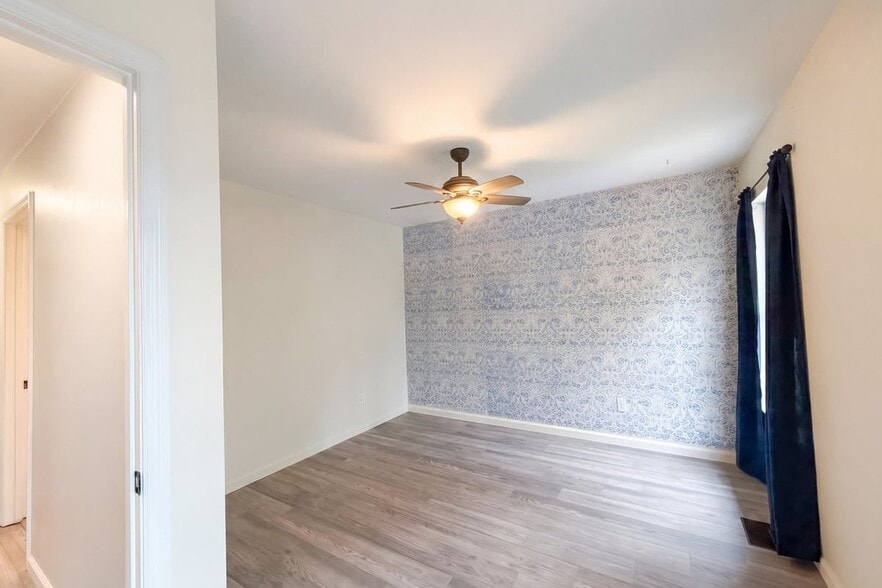 Building Photo - 16802 Enderbush Ln