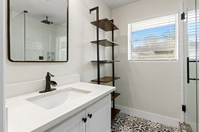 Building Photo - 5219 Cheena Dr