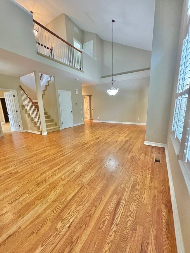 Building Photo - 8890 Tappy Toorie Cir