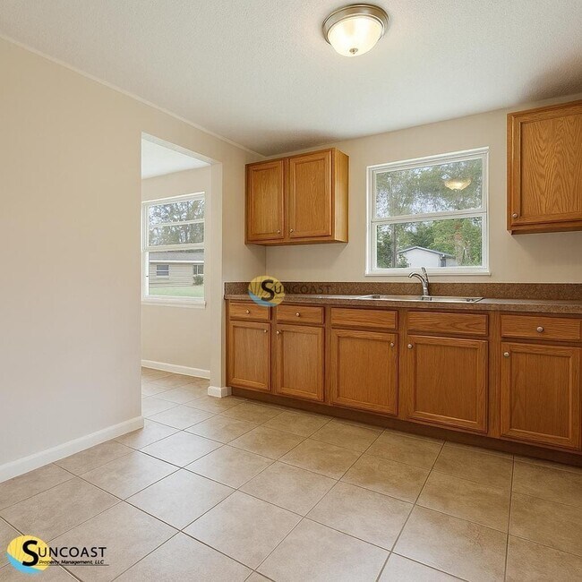 Building Photo - 6907 Hafford Ln