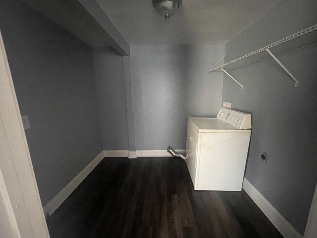 Building Photo - Ranch Located in the Heart of Dunn