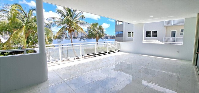 Building Photo - 468 Golden Isles Dr