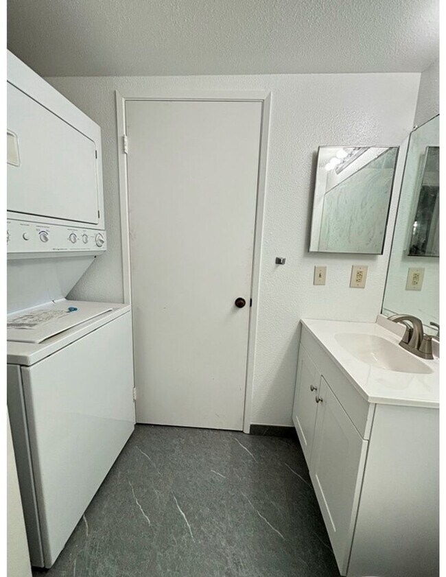 Building Photo - Kihei Villages - Recently Renovated Ground Floor Unit