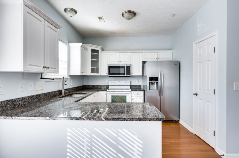Building Photo - 756 Spence Enclave Ln