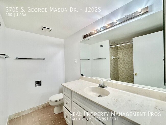Building Photo - 3705 S George Mason Dr