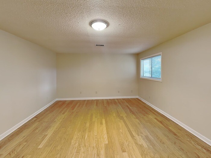 Building Photo - 4569 S Landing Dr