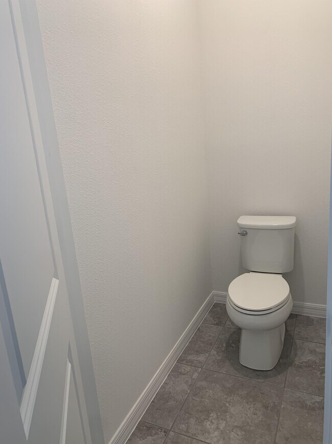 Building Photo - 2253 Emerald Springs Dr