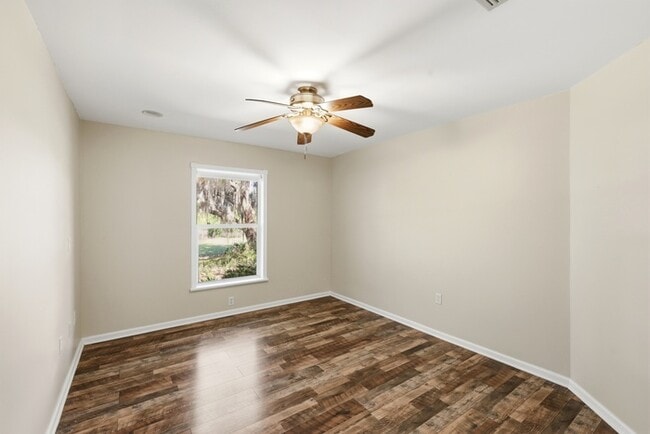 Building Photo - 13205 Mountain View