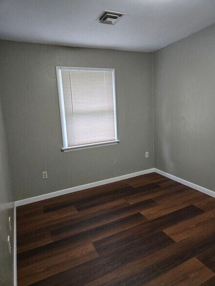 Building Photo - 100 Wyncote Ct
