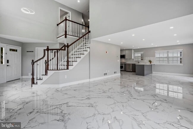 Building Photo - 98 Canal View Dr