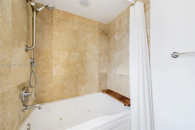 Building Photo - 41 SE 5th St