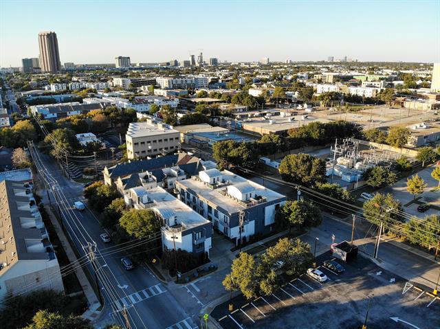 Building Photo - 3845 Convent St
