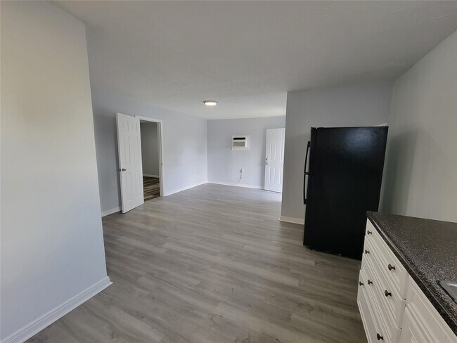 Building Photo - 3115 Havner Ln