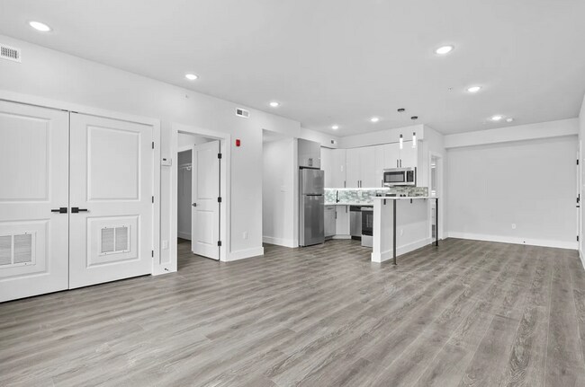Building Photo - 1108 W Dauphin St