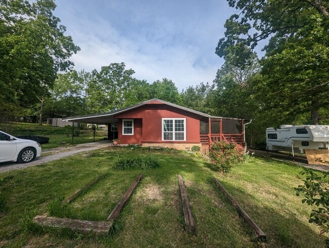 Building Photo - 3 Bedroom/2 Bathroom House in Batesville