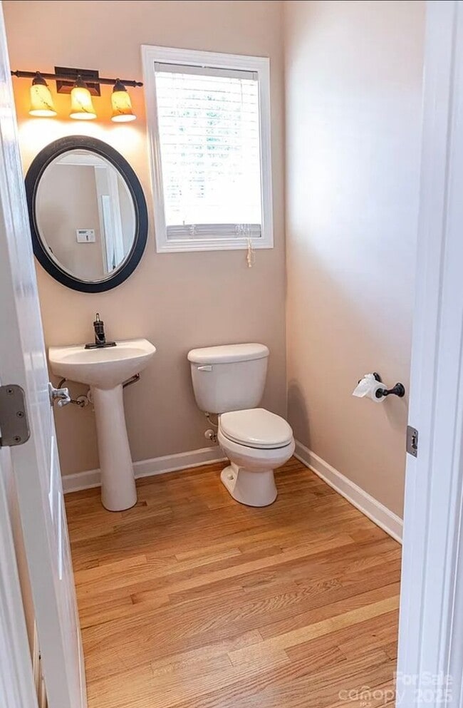 Building Photo - 2092 Ayrsley Town Blvd