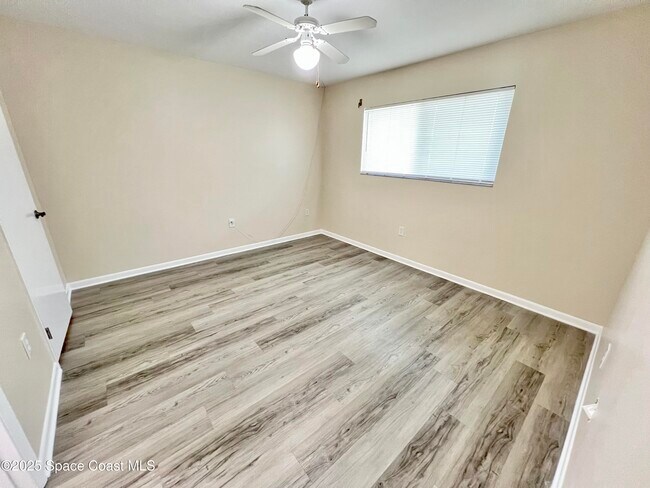 Building Photo - 1750 Commodore Blvd