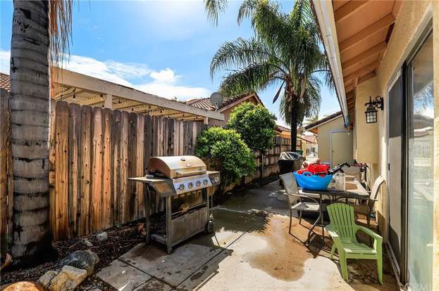 Building Photo - 29664 Woodlands Ave