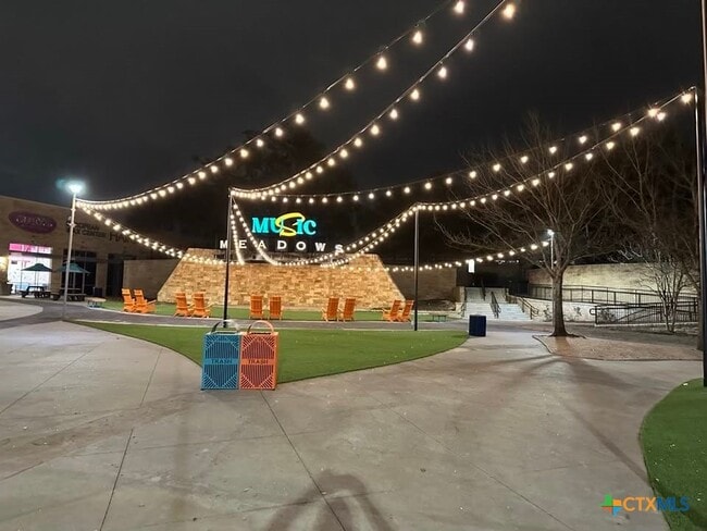 Building Photo - 12811 Village Spun Plz