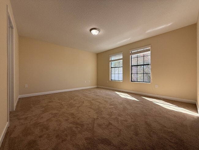 Building Photo - 7505 Fairgrove Ave