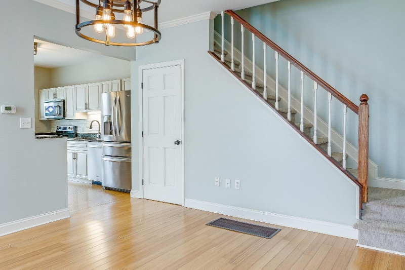 Building Photo - 1090 Michigan Ave