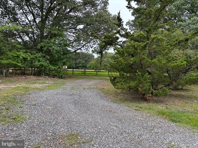 Building Photo - 7687 Sandy Farm Rd