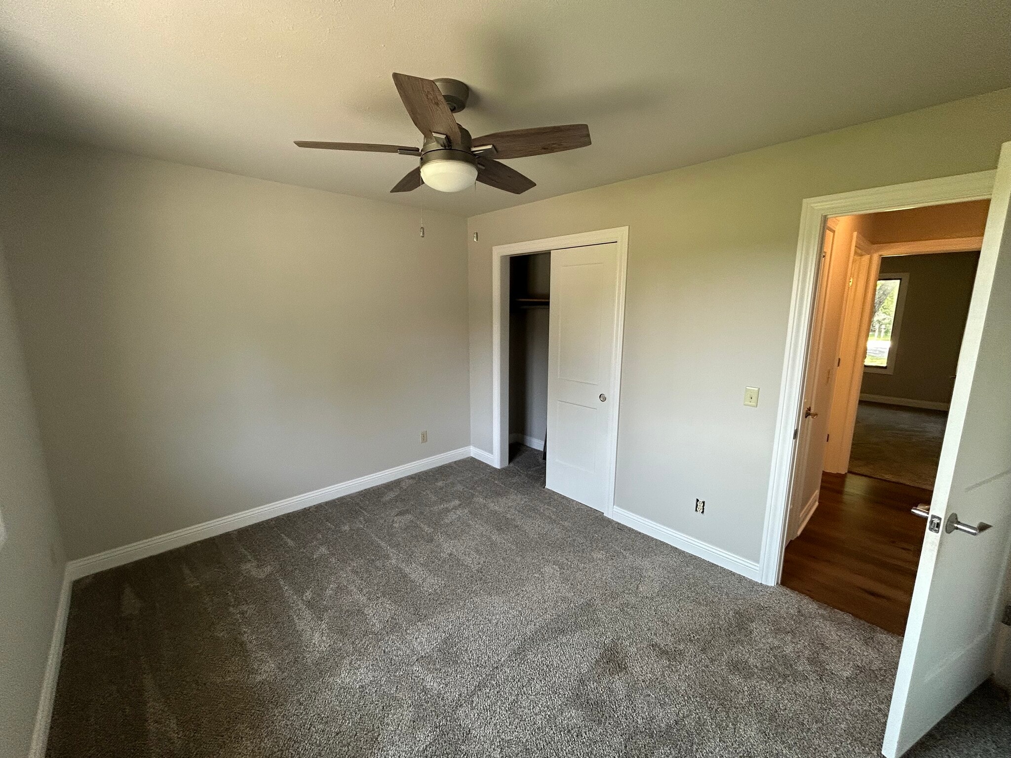 Bedroom 1 - 405 Turtle Creek Dr