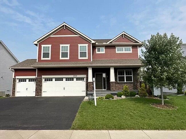 Primary Photo - Gorgeous 5 Bedroom, 3.5 Bath Single Family...