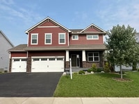 Building Photo - Gorgeous 5 Bedroom, 3.5 Bath Single Family Home w/Sun Deck!
