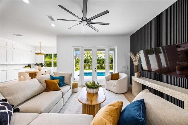 Building Photo - 3601 W Platt St