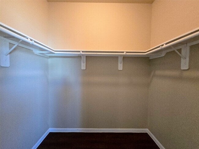 Building Photo - 11126 Kingsnorth Dr