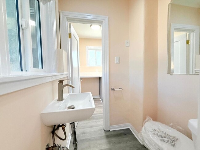 Building Photo - 714-716 El Centro Street