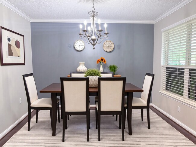 Building Photo - 18006 Barton Ridge Ln