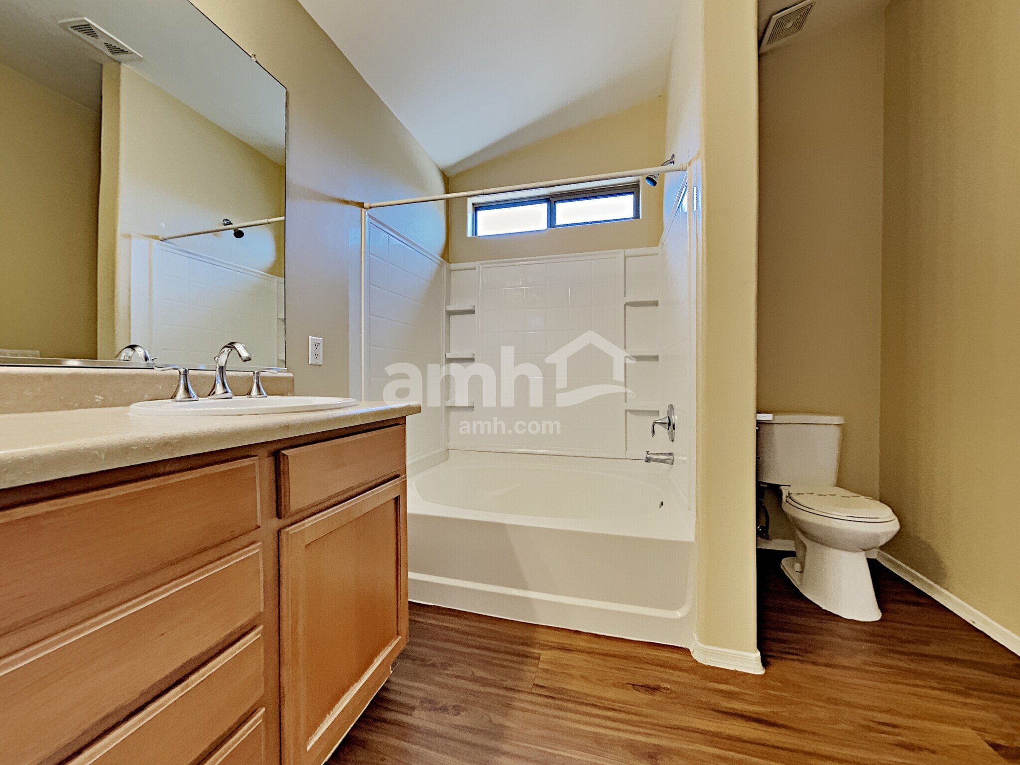 Building Photo - 4133 E Lushfield Dr