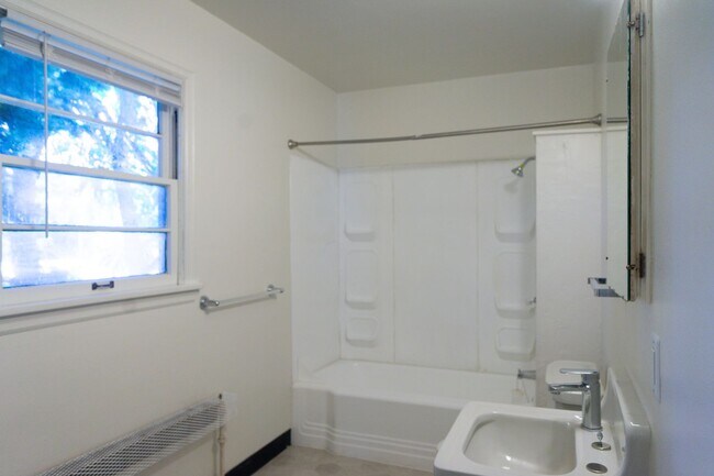 Building Photo - Roommate Drama? Not Here. Just You, Your C...