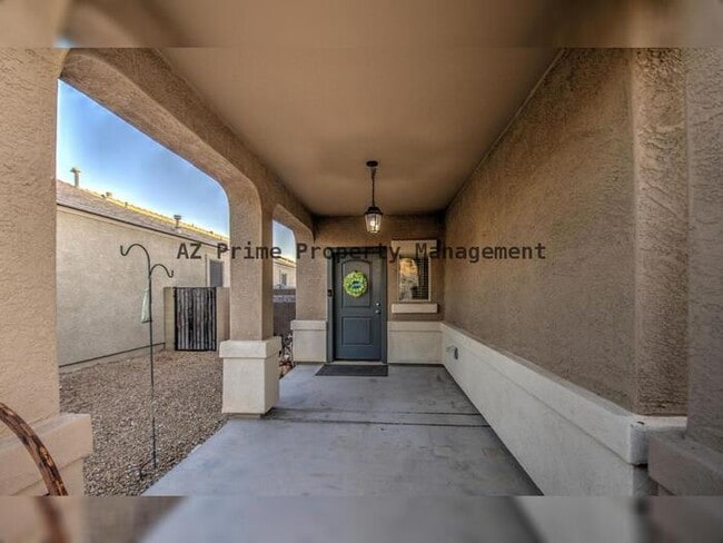 Building Photo - 30945 W Picadilly Rd