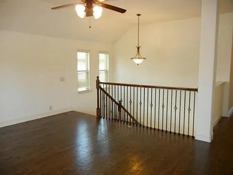 Building Photo - 2320 Lynbridge Cir