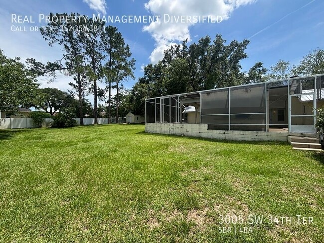 Building Photo - 3005 SW 34th Terrace